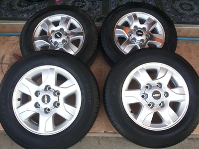 ขายล้อแม็กChevrolet trail blazer ขอบ 16 นิ้วพร้อมยางปี12 1 ชุด