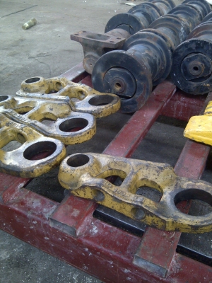 ขาย..เหมาอะไหล่รถแมคโคร ขาย..เหมาอะไหล่รถแมคโคร