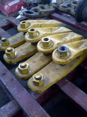 ขาย..เหมาอะไหล่รถแมคโคร ขาย..เหมาอะไหล่รถแมคโคร