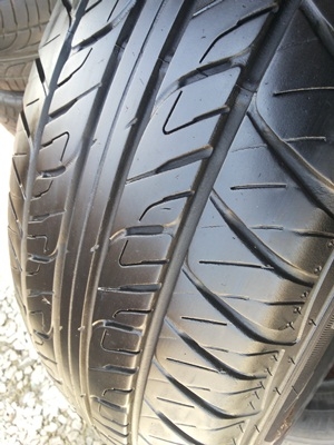 ขายยาง245/70/16 ปี 3413 DUNLOP GRANDTREK PT2 1 ชุด