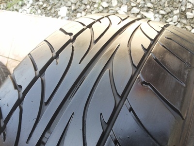 ขายยาง205/55/16 ปี 4412 DUNLOP SP LM703 1 ชุด