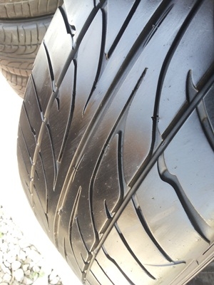 ขายยาง205/55/16 ปี 4412 DUNLOP SP LM703 1 ชุด