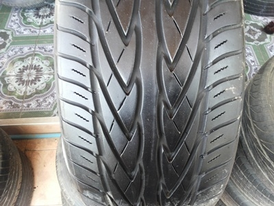 ขายยาง245/35/19 ปี 2710 TOYO PROXES4 1 คู่