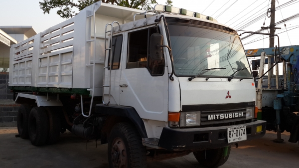 ขายด่วนไอ้หลงโบสองเพลาดั้มสภาพพร้อมใช้สุดๆFN527MTF-1900 โทร0801515451