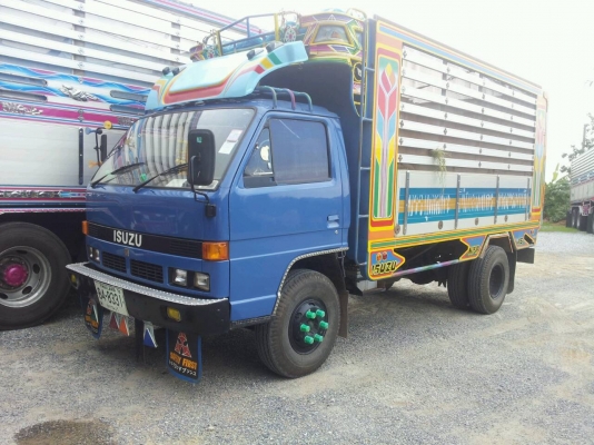 ขาย 6 ล้อ npr 115 hp   ห้างแท้  เจ้าของขายเอง 0892551212