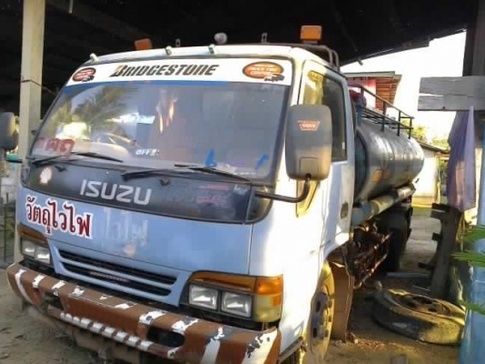 ขายรถน้ำ อีซูซุ เครื่อง120 เปลี่ยนเป็น110