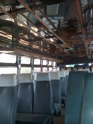 ขายด่วนรถบัส 6ล้อพัลลม  ราคา250000