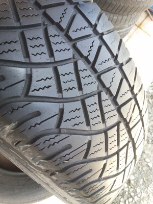 ขายยาง225/70/15 ปี 0611 MICHERLIN LATITUDE CROSS 1 ชุด ขายยาง225/70/15 ปี 0611 MICHERLIN LATITUDE CROSS 1 ชุด