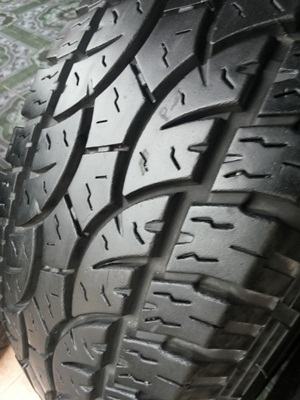 ขายยาง235/75/15 ปี 3511 DEESTONE PAXAK AT 1 คู่