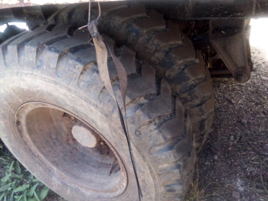 ขายตามสภาพรถใช้งานอยู่ถังบรรุน้ำมัน 3 เพลา ลดราคาเหลือ250,000 ขายตามสภาพรถใช้งานอยู่ถังบรรุน้ำมัน 3 เพลา ลดราคาเหลือ250,000