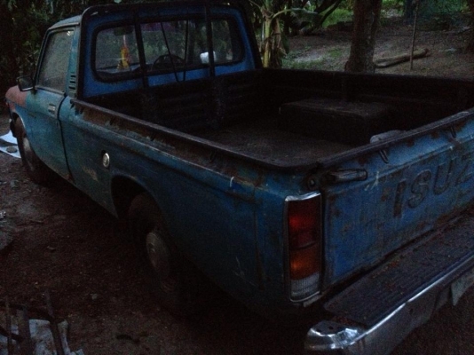 ขาย isuzu kb20หน้าเบนส์ ทะเบียนเต็มพร้อมโอน ขาย isuzu kb20หน้าเบนส์ ทะเบียนเต็มพร้อมโอน