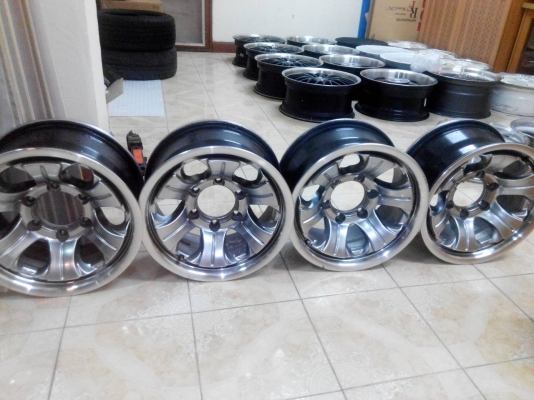 ขอบ15/6/139กว้าง7.5ออฟ-5 ก้านสีไฮเปอร์ขอบเงา ขาย 5500 สนจัยดูของได้ที่ คลอง2 คลองหลวง  0898128457 ไอดี chaichaimax  ซ.บงกช11https://www.facebook.com/profile.php?id=100006231031308