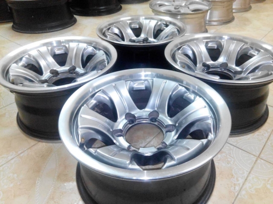 ขอบ15/6/139กว้าง7.5ออฟ-5 ก้านสีไฮเปอร์ขอบเงา ขาย 5500 สนจัยดูของได้ที่ คลอง2 คลองหลวง  0898128457 ไอดี chaichaimax  ซ.บงกช11https://www.facebook.com/profile.php?id=100006231031308