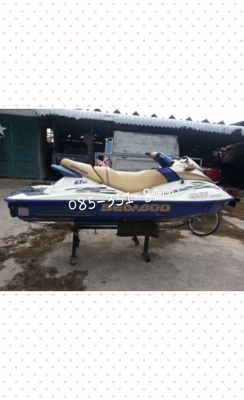 ขายด่วนเจ็ตสกี สีขาว ปี 2002