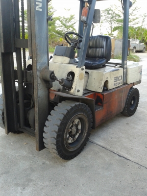 ขาย โฟล์คลิฟท์ NISSAN F6J02A30U ขนาด 3ตัน ยกสูง 3m เกียร์ออโต้ ยางตัน 280,000 บาท ขาย โฟล์คลิฟท์ NISSAN F6J02A30U ขนาด 3ตัน ยกสูง 3m เกียร์ออโต้ ยางตัน 280,000 บาท