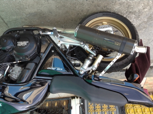 ขายหรือแลกรถกะบะในราคาใกล้เคียงกัน ขายมอเตอร์ไซค์ CB-400 ปี96 ราคาโดนๆ 79,000 บาท ติดต่อ คุณเอ๋ 092-6356419