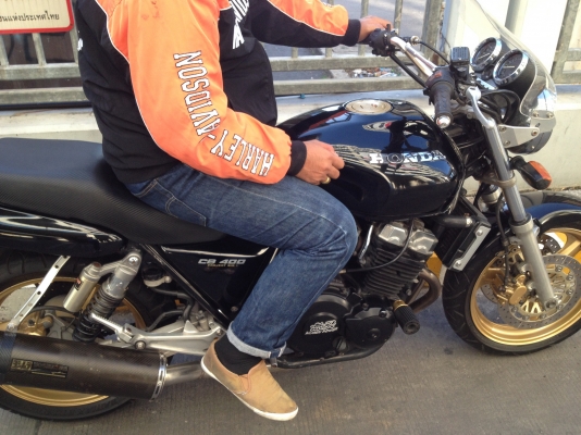 ขายหรือแลกรถกะบะในราคาใกล้เคียงกัน ขายมอเตอร์ไซค์ CB-400 ปี96 ราคาโดนๆ 79,000 บาท ติดต่อ คุณเอ๋ 092-6356419