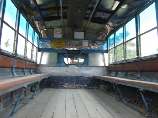 ลดราคาแล้วขายรถหกล้อ Isuzu   85 แรงม้า ราคา 135000 บาท โทร. 0892406621