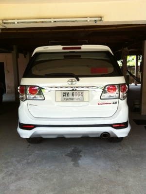 รถบ้านTOYOTA FORTUNER 2.5G 2012 เกียร์ธรรมดา