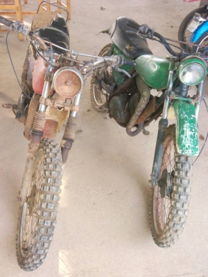 ขาย yamaha dt  100 2 คันถูกๆ