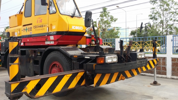 ขายรถเครน KOBELCO 16 ตัน RK160-2 ปี 1995 นำเข้าจากญี่ปุ่นสภาพดีพร้อมใช้งาน  พร้อมทะเบียน