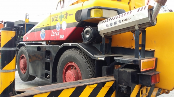 ขายรถเครน KOBELCO 16 ตัน RK160-2 ปี 1995 นำเข้าจากญี่ปุ่นสภาพดีพร้อมใช้งาน  พร้อมทะเบียน