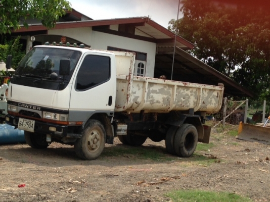 ขายด่วน รถหกล้อดั้ม MITSU CANTER 110 ห้วนอกกระจกไฟฟ้า ช่วงยาว กระบะท้องเรือ มีแอร์พร้อมใช้งาน สภาพสว