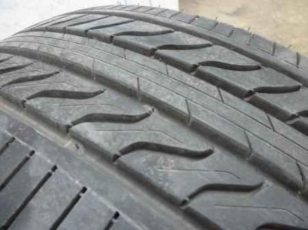 ขายยาง 205-55-16 Michelin Primacy lc ปลายปี11
