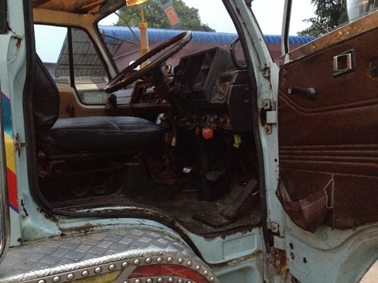 ปรับราคารีบขาย10ล้อJCM พร้อมใช้งาน วิ่งทางไกลต่างจังหวัดสบาย 082-381-6797  (รถวิ่งงานไม้ปกติทุกวัน)