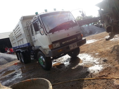 ขายรถสิบล้อ ดั๊มพ์ มิตซูบิชิ จดทะเบียนปี 50 ซีเรียล 5168 ขายรถสิบล้อ ดั๊มพ์ มิตซูบิชิ จดทะเบียนปี 50 ซีเรียล 5168