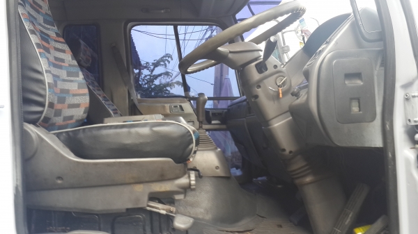 ขายหกล้อรุ่น FF1Jห้างแท้210แรง ขายหกล้อรุ่น FF1Jห้างแท้210แรง