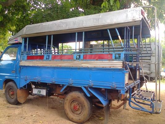 ขายรถ อีซูซุ TL85 สี่ล้อเล็ก รถสวยๆเดิม มีหลังคาพร้อมใช้เลย ครับ