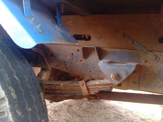 ขายรถ อีซูซุ TL85 สี่ล้อเล็ก รถสวยๆเดิม มีหลังคาพร้อมใช้เลย ครับ