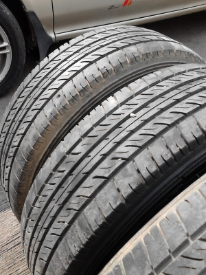 205/70R15  MICHELIN vaplix  สวย เสมอ ดอกยางหนาเท่ากัน 4 เส้น TEL.081-427-3941