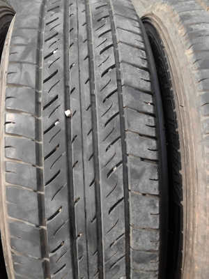 205/70R15  MICHELIN vaplix  สวย เสมอ ดอกยางหนาเท่ากัน 4 เส้น TEL.081-427-3941