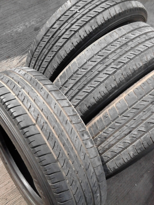 205/70R15  MICHELIN vaplix  สวย เสมอ ดอกยางหนาเท่ากัน 4 เส้น TEL.081-427-3941