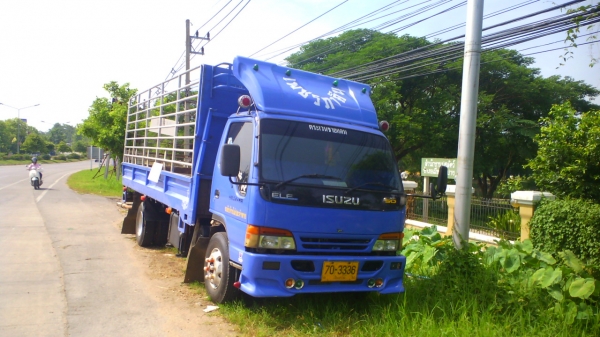 รถหกล้อ ISUZU NQR รถปี 48 150 แรงม้า รถบ้านสวยเนี๊ยบ มีทะเบียนครบ ราคาต่อรองได้.