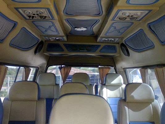 รถตู้ รถตู้