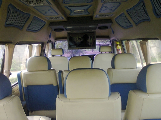 รถตู้ รถตู้