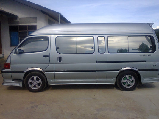 รถตู้ รถตู้