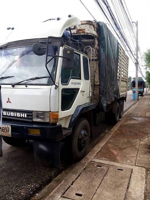 10ล้อรั้ว Mitsubishi FN515 160 แรงม้า 1เพลา สภาพสวยพร้อมใช้งาน รั้วเหล็กสูง เอกสารพร้อม 087-2976734