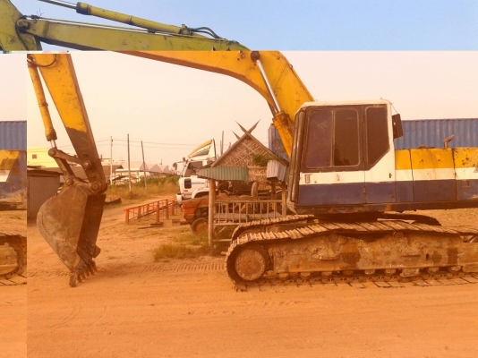 Komatsu pc200-5 LC รถเครื่องดี ช่วงล่างพอใช้ได้  ปั๊มแห้ง  พร้อมใช้งาน ราคาต่อรองได้ 0872976734