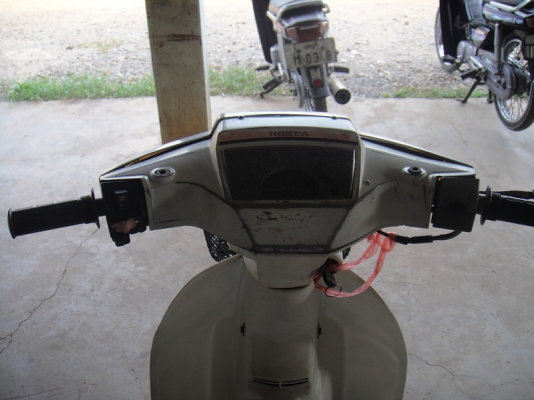 ขาย คัสต้อม สีขาว เดิมสวย ทะเบียนพร้อมชุดโอน ขาย คัสต้อม สีขาว เดิมสวย ทะเบียนพร้อมชุดโอน