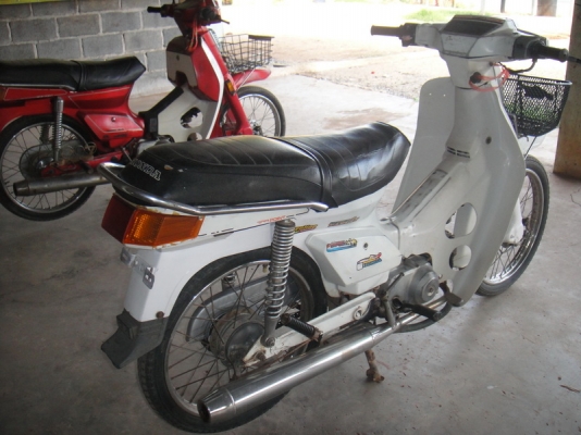 ขาย คัสต้อม สีขาว เดิมสวย ทะเบียนพร้อมชุดโอน ขาย คัสต้อม สีขาว เดิมสวย ทะเบียนพร้อมชุดโอน