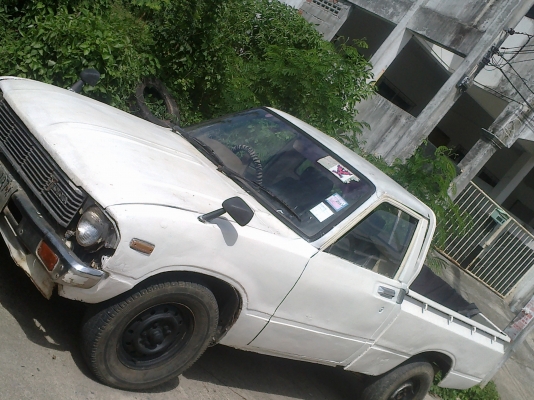 ขายม้าขาวในตำนานด่วน Toyota Hilux Rn30 ม้ากระโดด 4 ขอแท้ Rn30 แท้ ขาย 25000 ด่วน