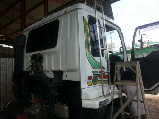 รถอีซูซุ230 เพลาเดียว