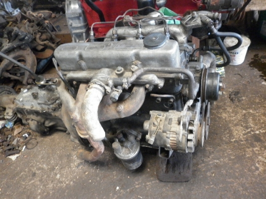 ขายเครื่องพร้อมเกียร์ 4DR5