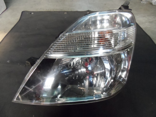 ขาย ไฟหน้า โคมขาว ซีนอน xenon Honda Stream