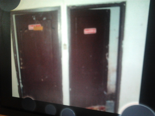 ข-ายบ้านไม้พร้อมรื้อถอน จำนวน 2 หลัง 65.000 สนใจ ติดต่อ 086-1336693