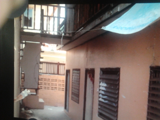 ข-ายบ้านไม้พร้อมรื้อถอน จำนวน 2 หลัง 65.000 สนใจ ติดต่อ 086-1336693